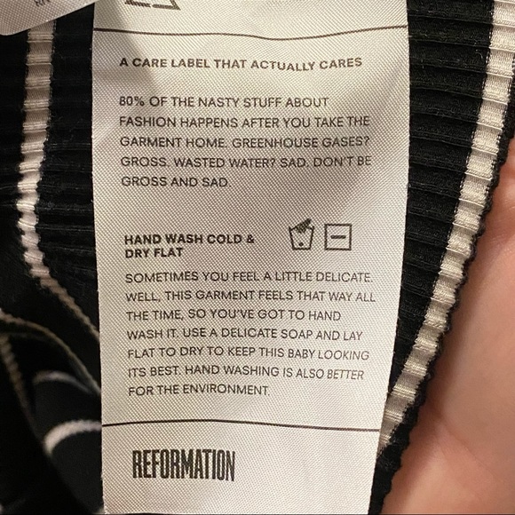 Reformation clover black white stripe ribbed off the shoulder bell sleeve top - Picture 5 of 11